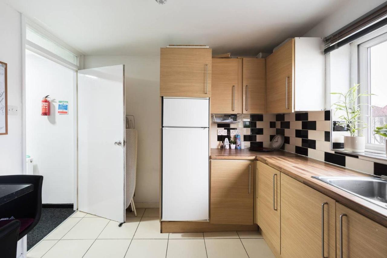145 Burnley Road Apartment ลอนดอน ภายนอก รูปภาพ