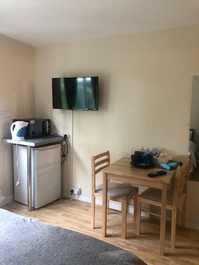 145 Burnley Road Apartment ลอนดอน ภายนอก รูปภาพ